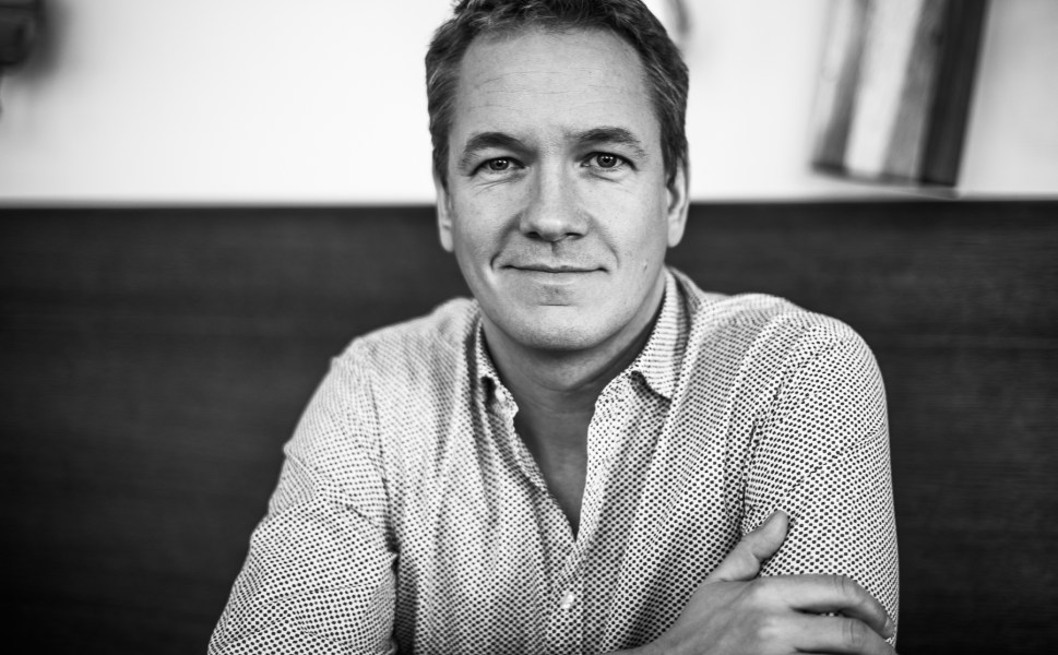 Vincent Kucholl: des Éditions LEP au spectacle «Le Fric»